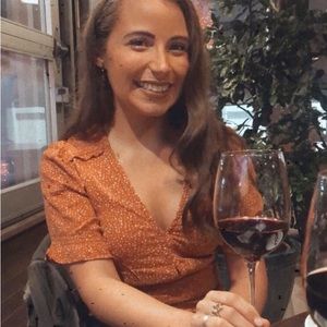 Abercrombie & Fitch top